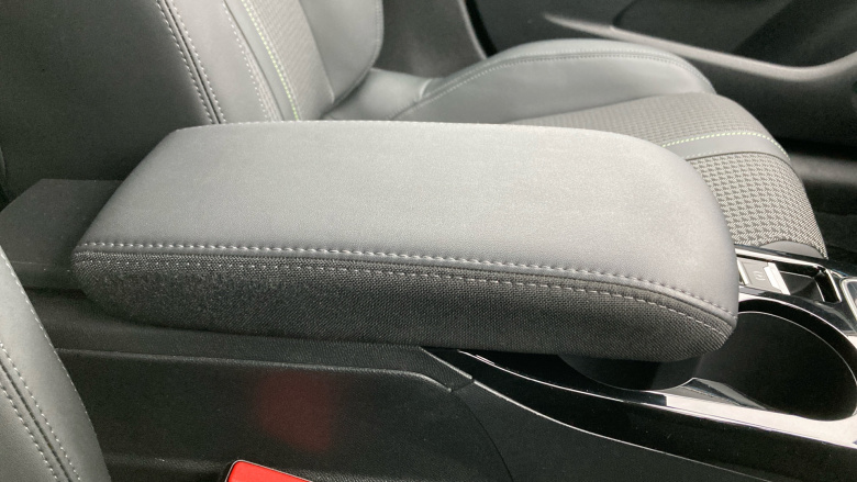 Peugeot 208 1.2 PureTech 100 GT 5dr Petrol Hatchback